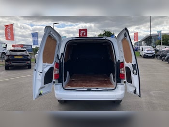 Used Vauxhall Combo 2023 for sale - 75545882: Photo