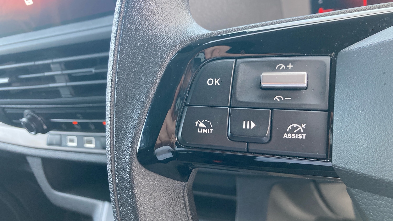 Used Vauxhall Vivaro 2024 for sale - 77718476: Photo 42