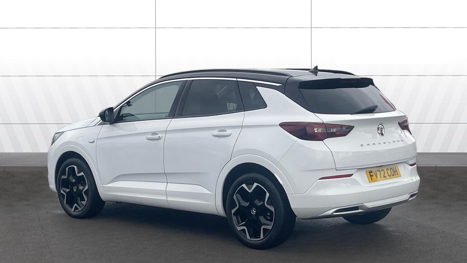 Used Vauxhall Grandland 2022 for sale - 76611558: Photo 2