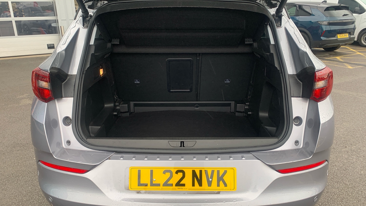 Used Vauxhall Grandland 2022 for sale - 76192983: Photo 4