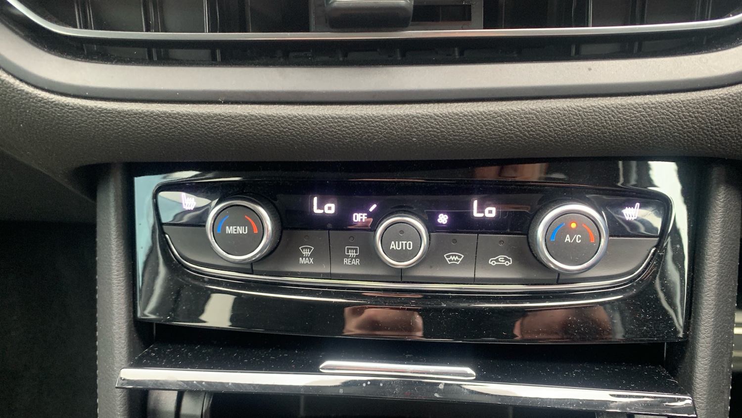 Used Vauxhall Grandland 2022 for sale - 76192983: Photo 41