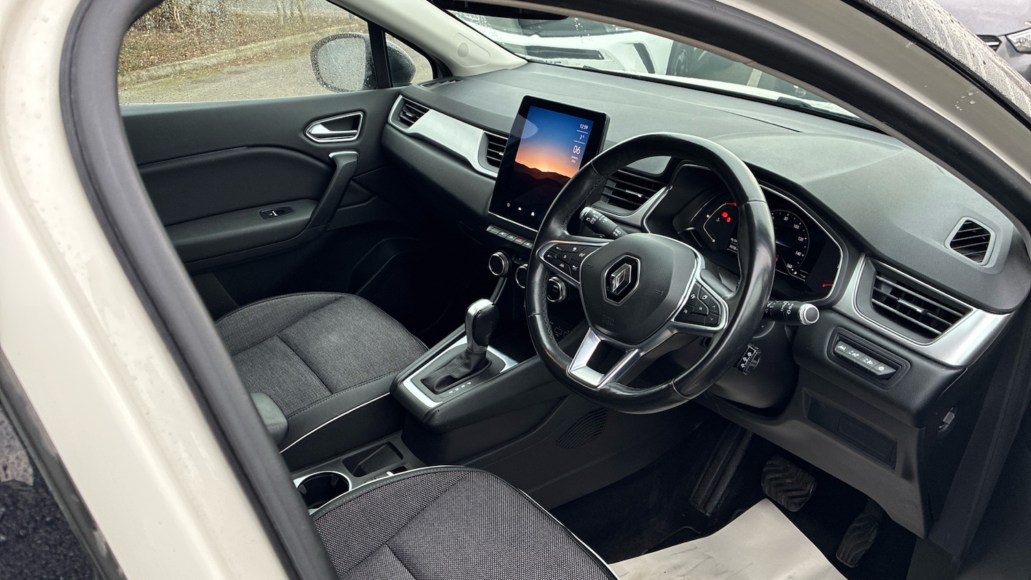 Used Renault Captur 2020 for sale - 77189103: Photo 11