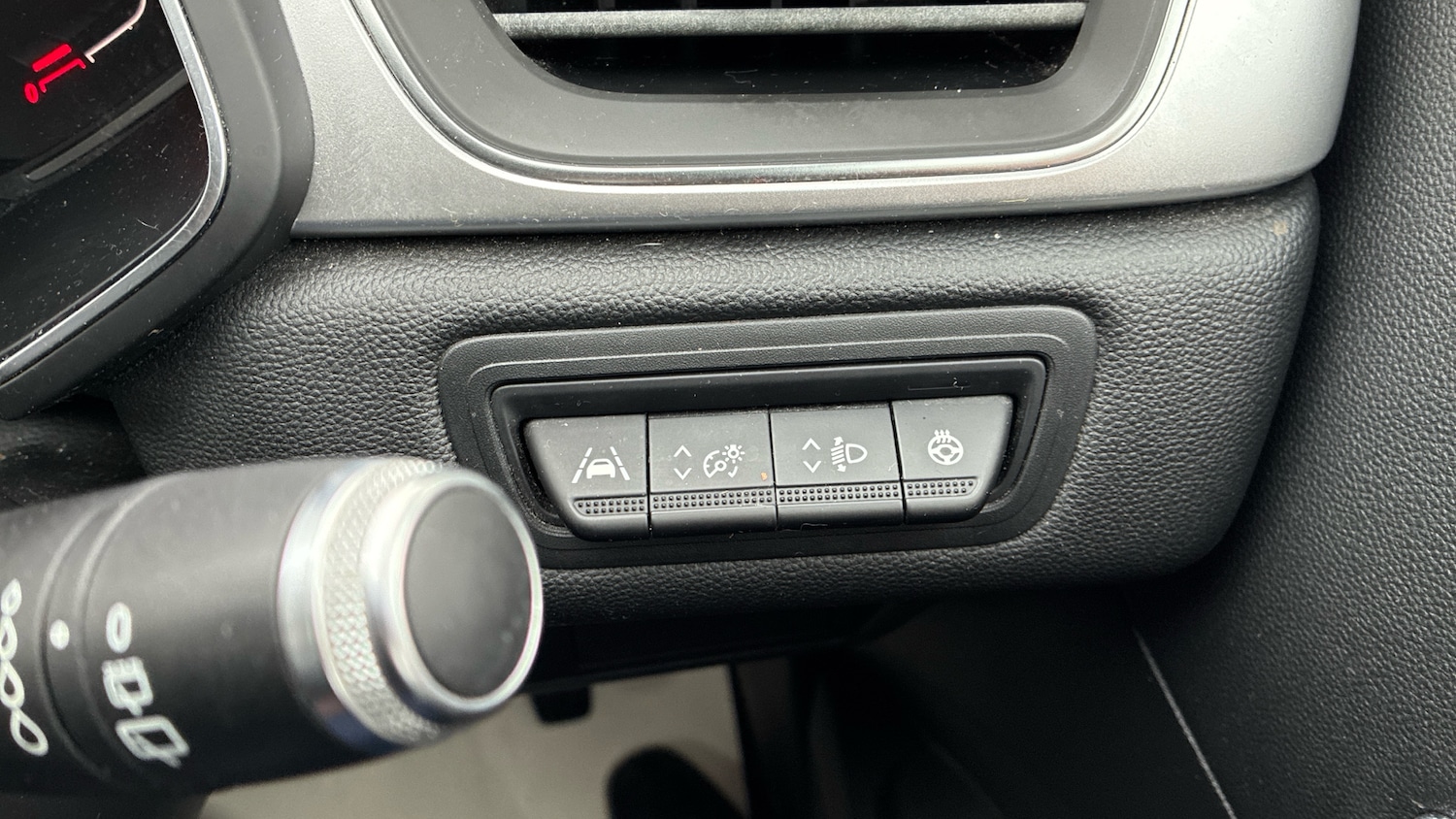 Used Renault Captur 2020 for sale - 77189103: Photo 9