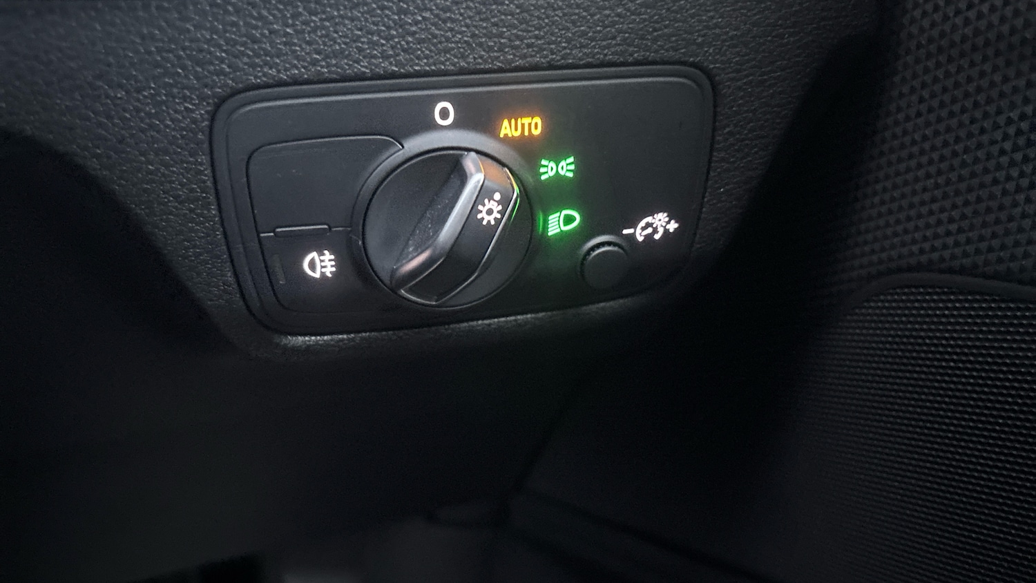 Used Audi Q2 2024 for sale - 76663879: Photo 24