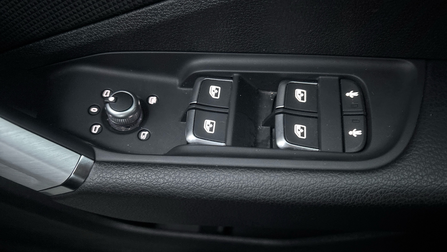 Used Audi Q2 2024 for sale - 76663879: Photo 25