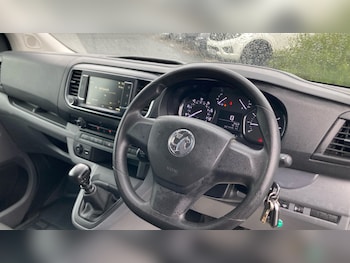 Used Vauxhall Vivaro 2022 for sale - 77639990: Photo