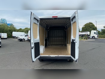Used Peugeot Boxer 2025 for sale - 79365309: Photo