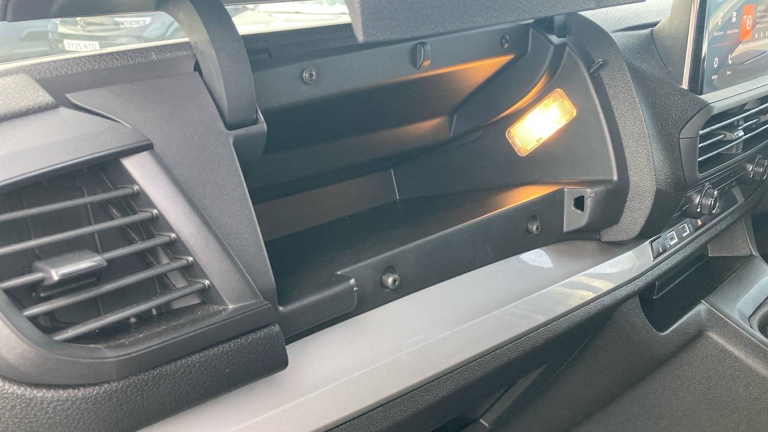 Used Vauxhall Vivaro 2024 for sale - 76627754: Photo 34