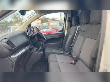 Used Vauxhall Vivaro 2024 for sale - 76627754: Photo