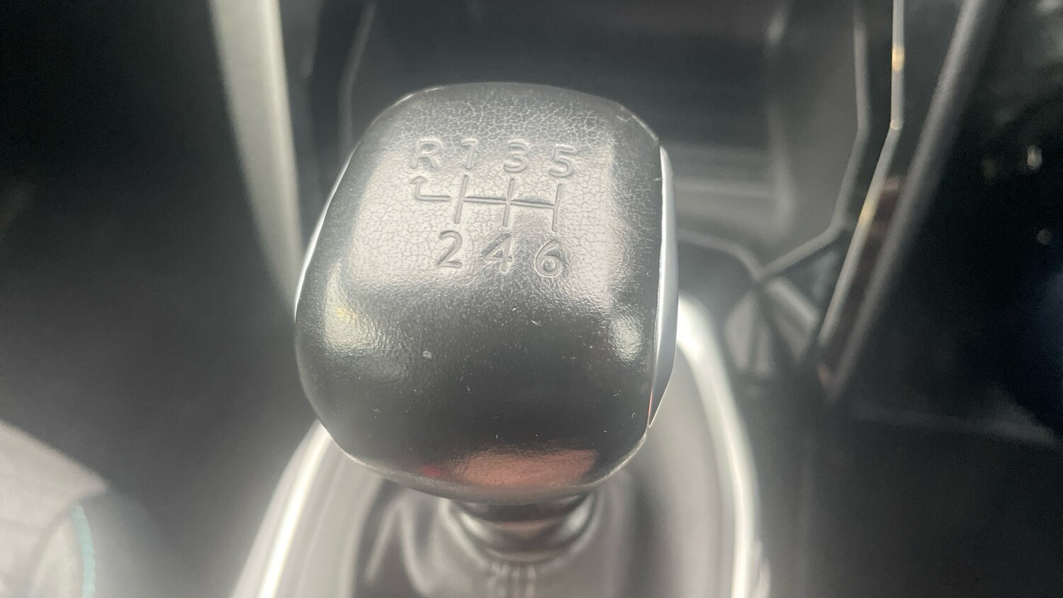 Used Peugeot 208 2022 for sale - 76413240: Photo 24