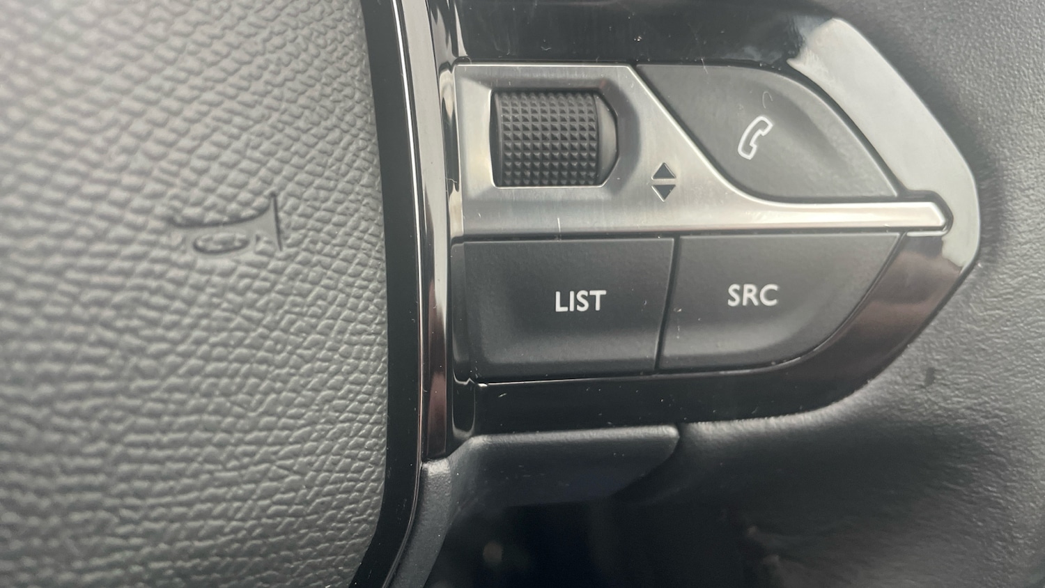 Used Peugeot 208 2022 for sale - 76413240: Photo 32