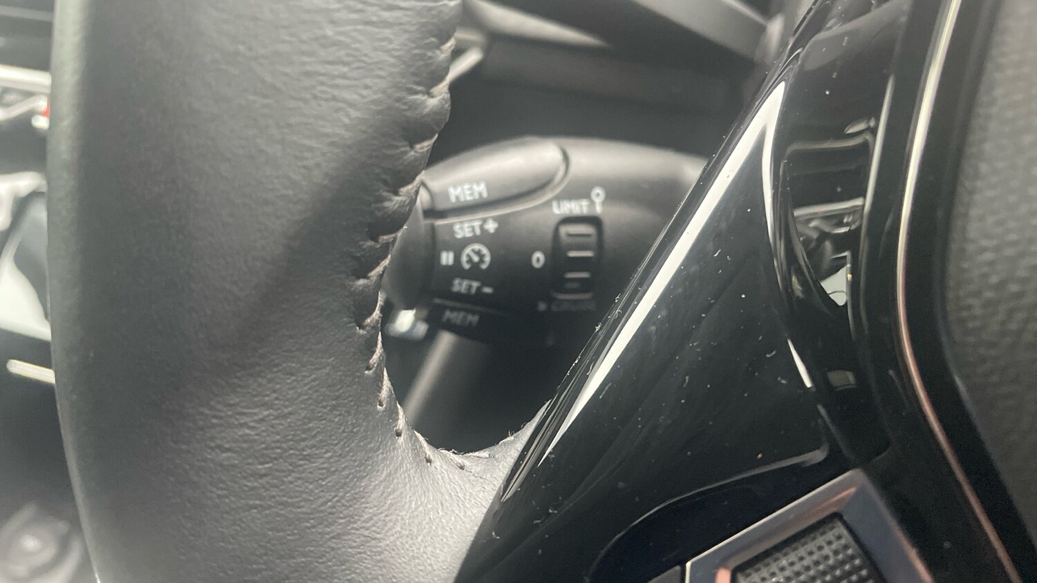 Used Peugeot 208 2022 for sale - 76413240: Photo 36