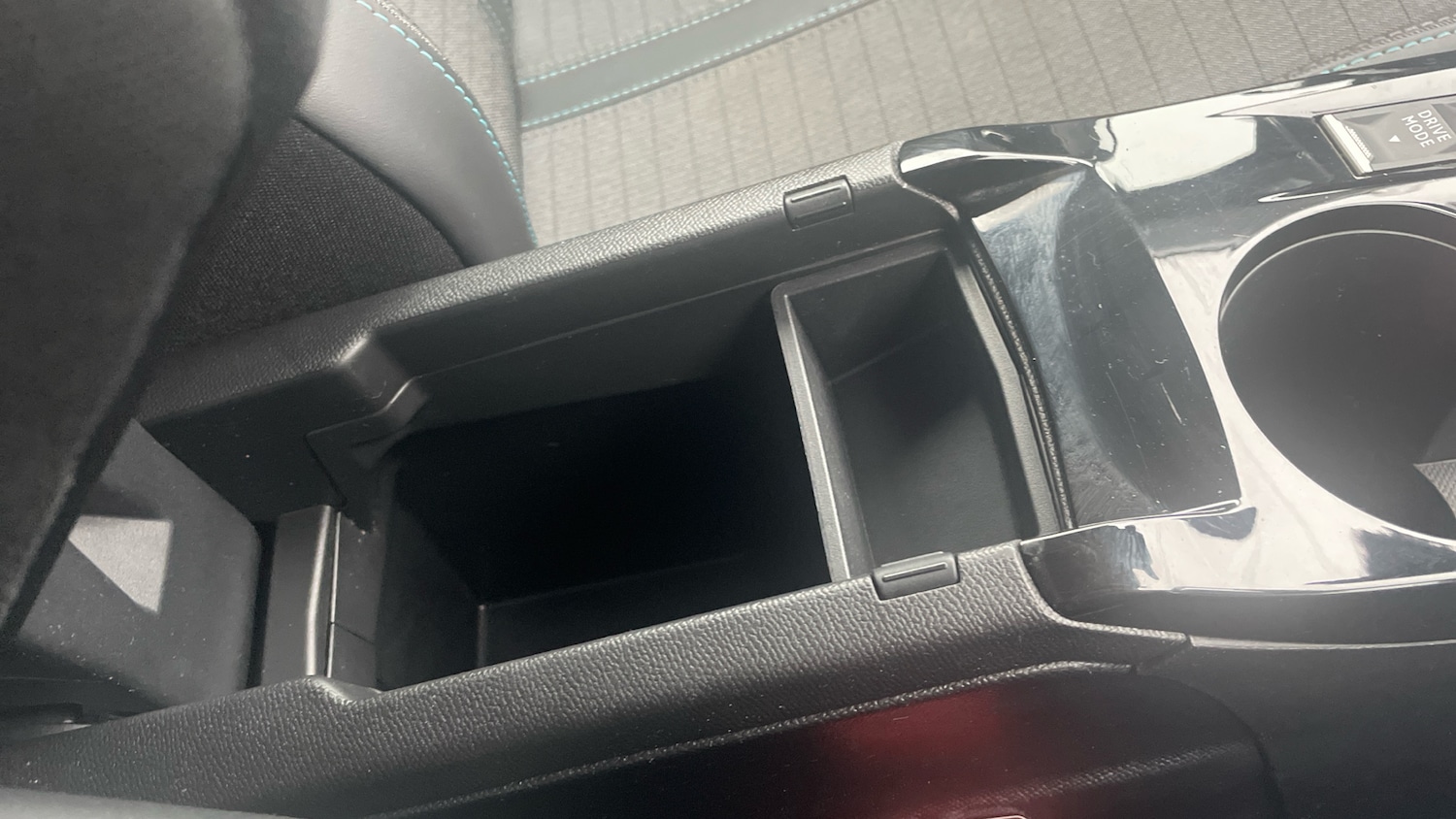 Used Peugeot 208 2022 for sale - 76413240: Photo 38