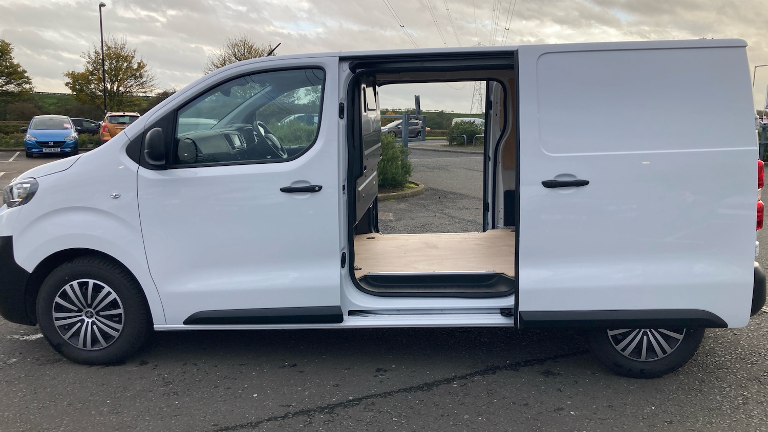 Used Peugeot Expert 2024 for sale - 76430729: Photo 27