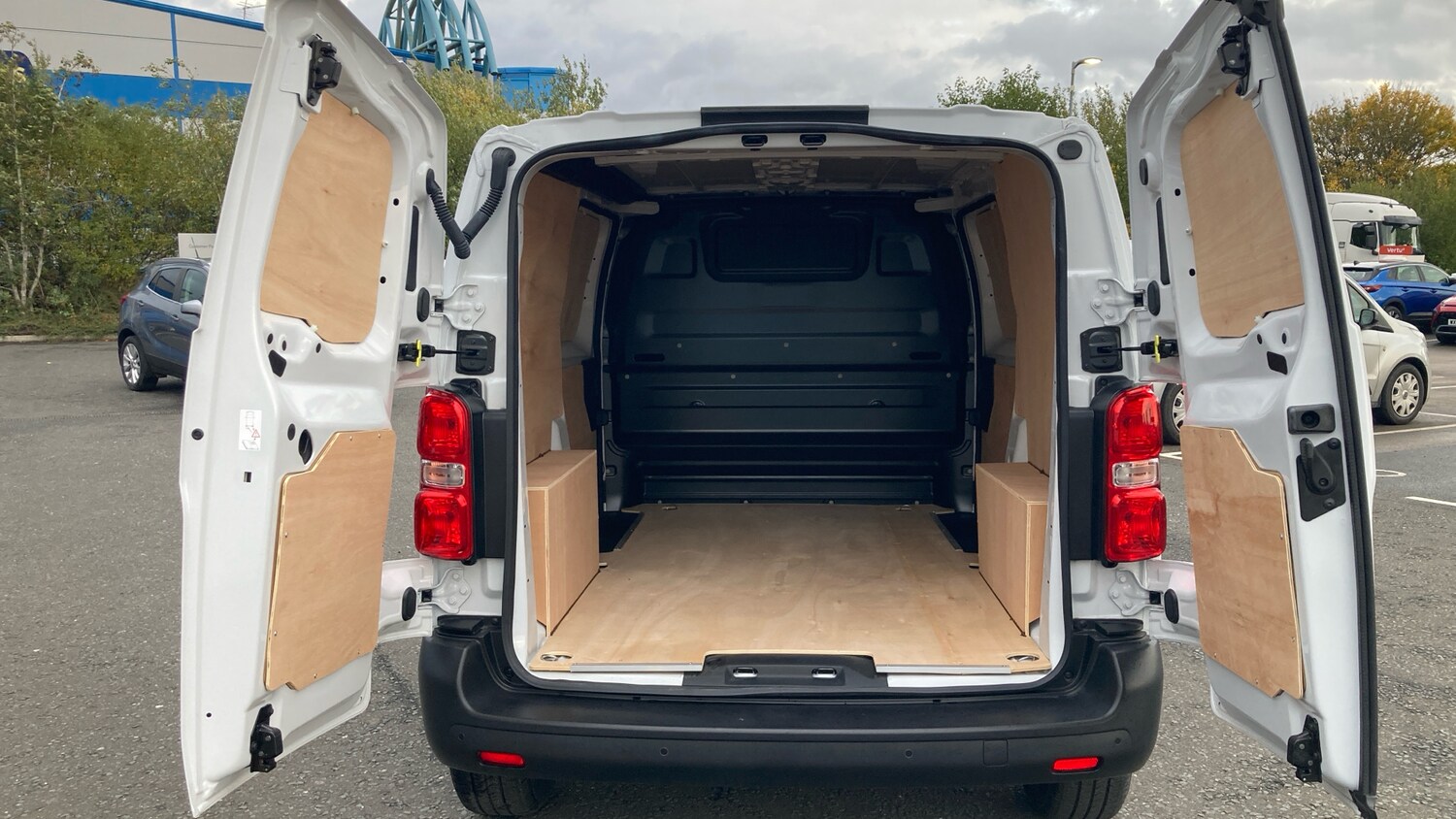 Used Peugeot Expert 2024 for sale - 76430729: Photo 3