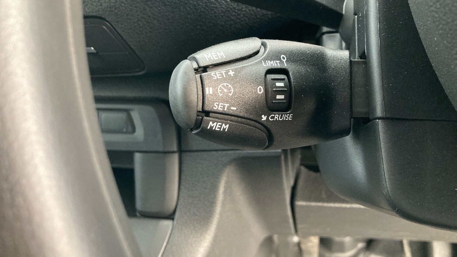 Used Peugeot Expert 2024 for sale - 76430729: Photo 42