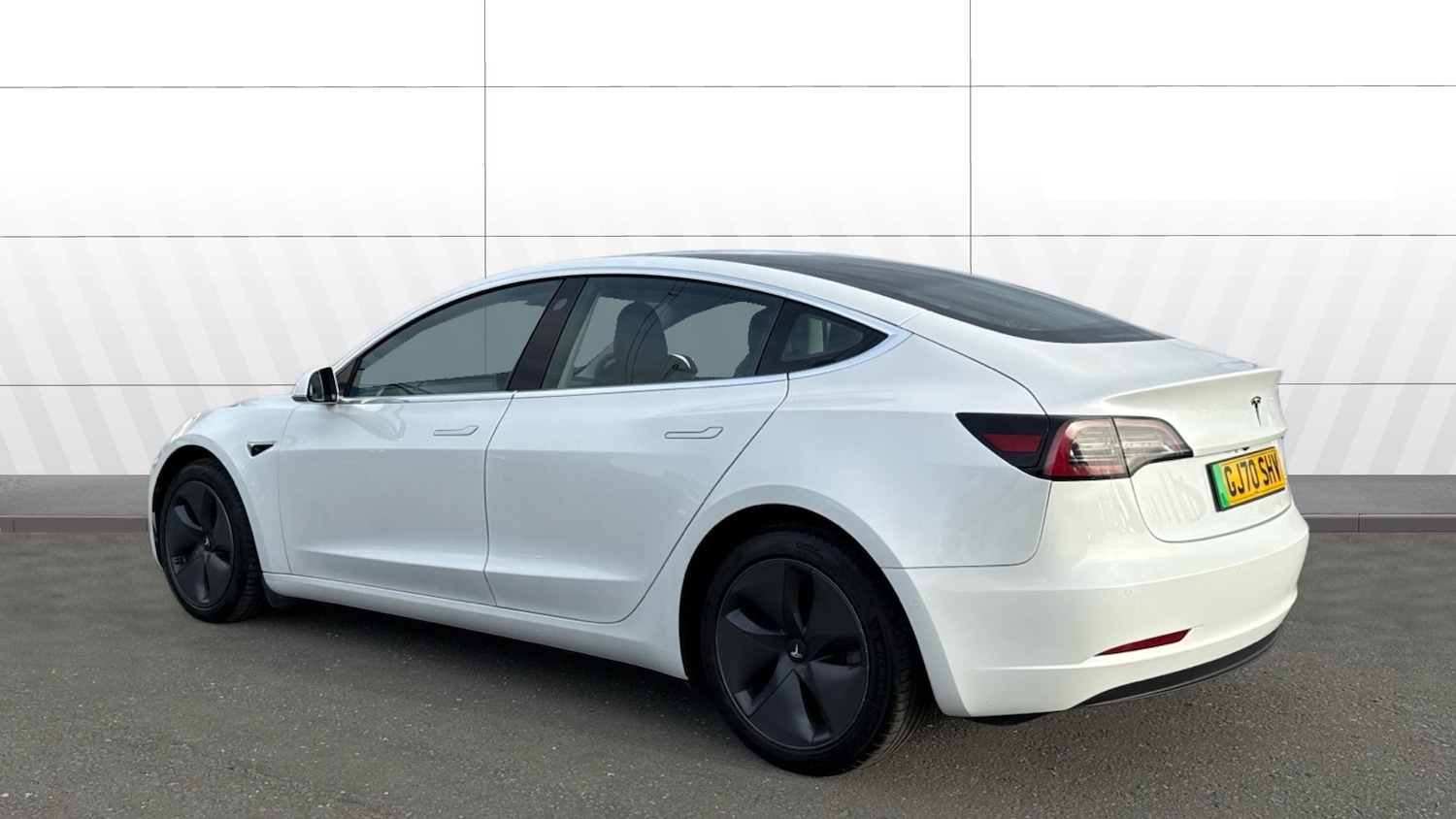 Used Tesla Model 3 2020 for sale - 77639993: Photo 2