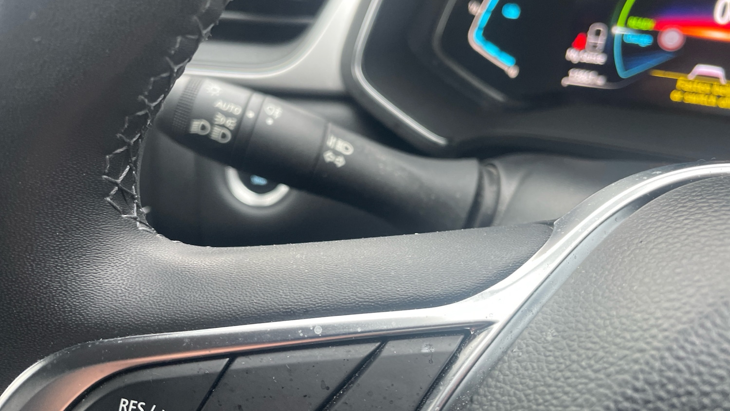 Used Renault Captur 2022 for sale - 77061526: Photo 28