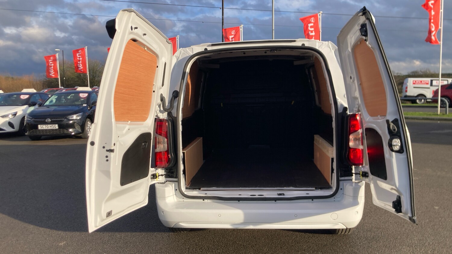 Used Fiat Doblo 2024 for sale - 77262232: Photo 3