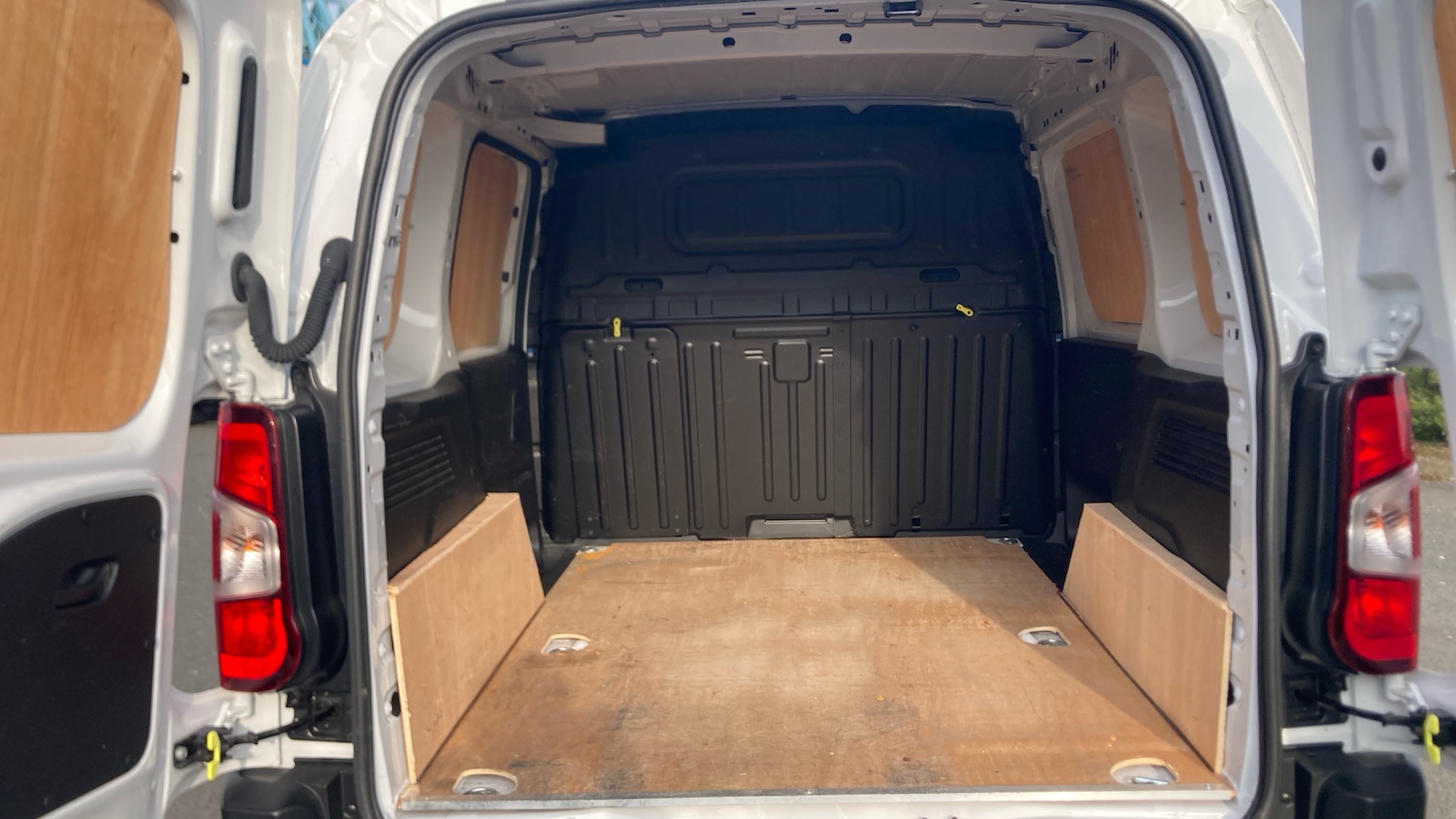 Used Peugeot Partner 2023 for sale - 77998258: Photo 14