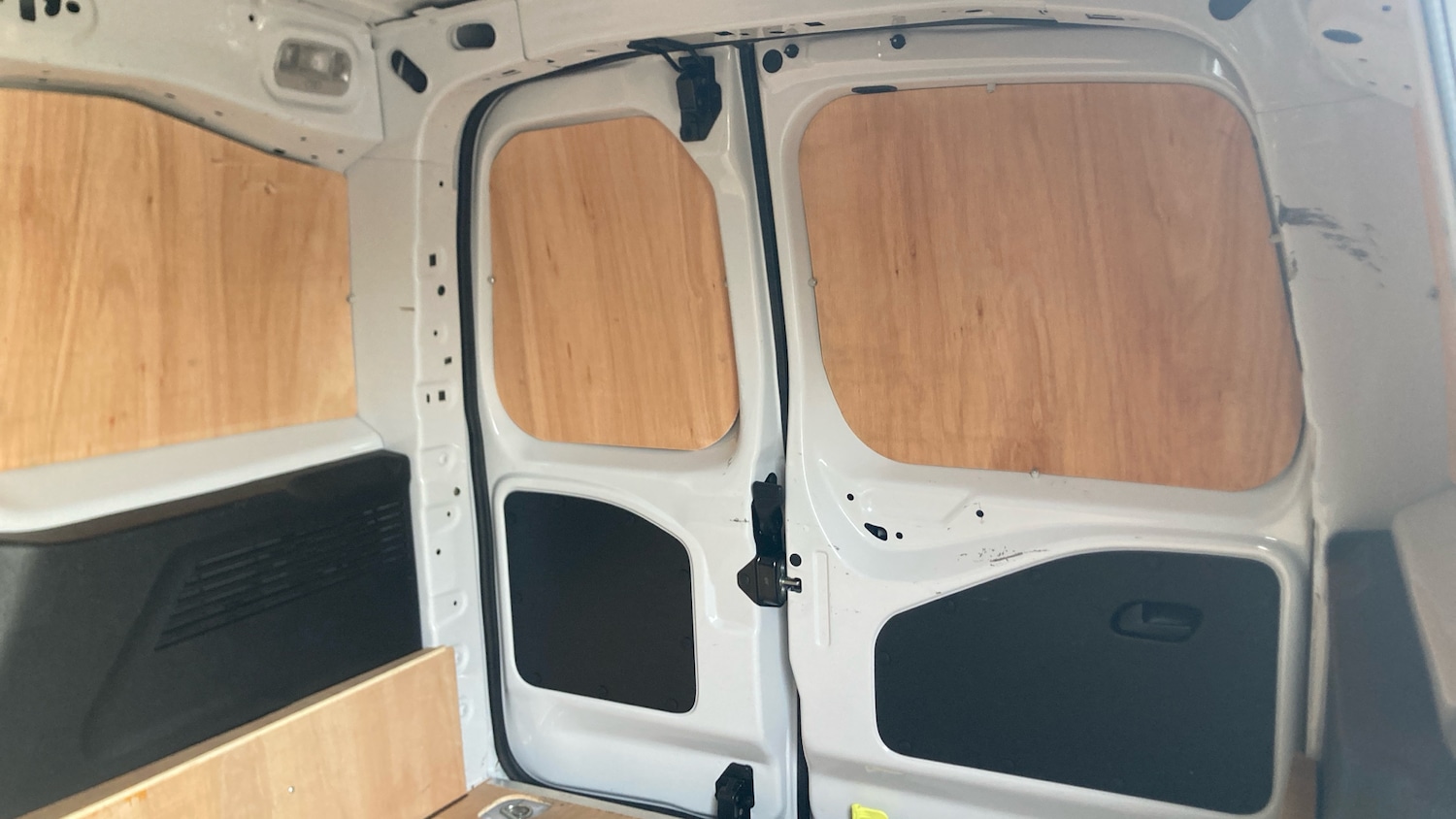 Used Peugeot Partner 2023 for sale - 77998258: Photo 15