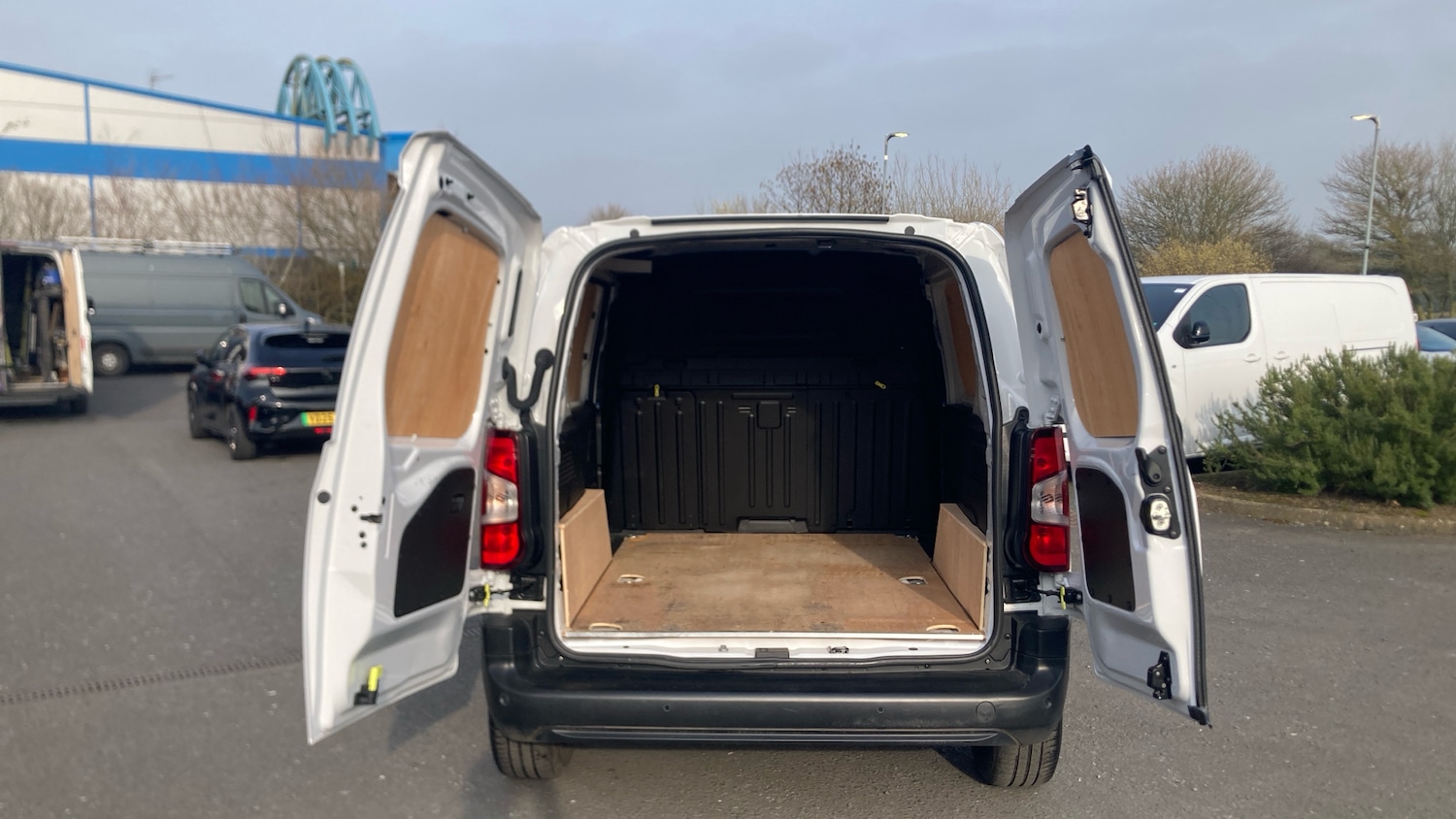 Used Peugeot Partner 2023 for sale - 77998258: Photo 5