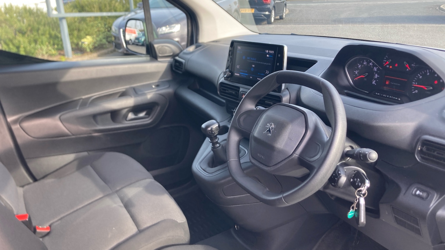 Used Peugeot Partner 2023 for sale - 77998258: Photo 8