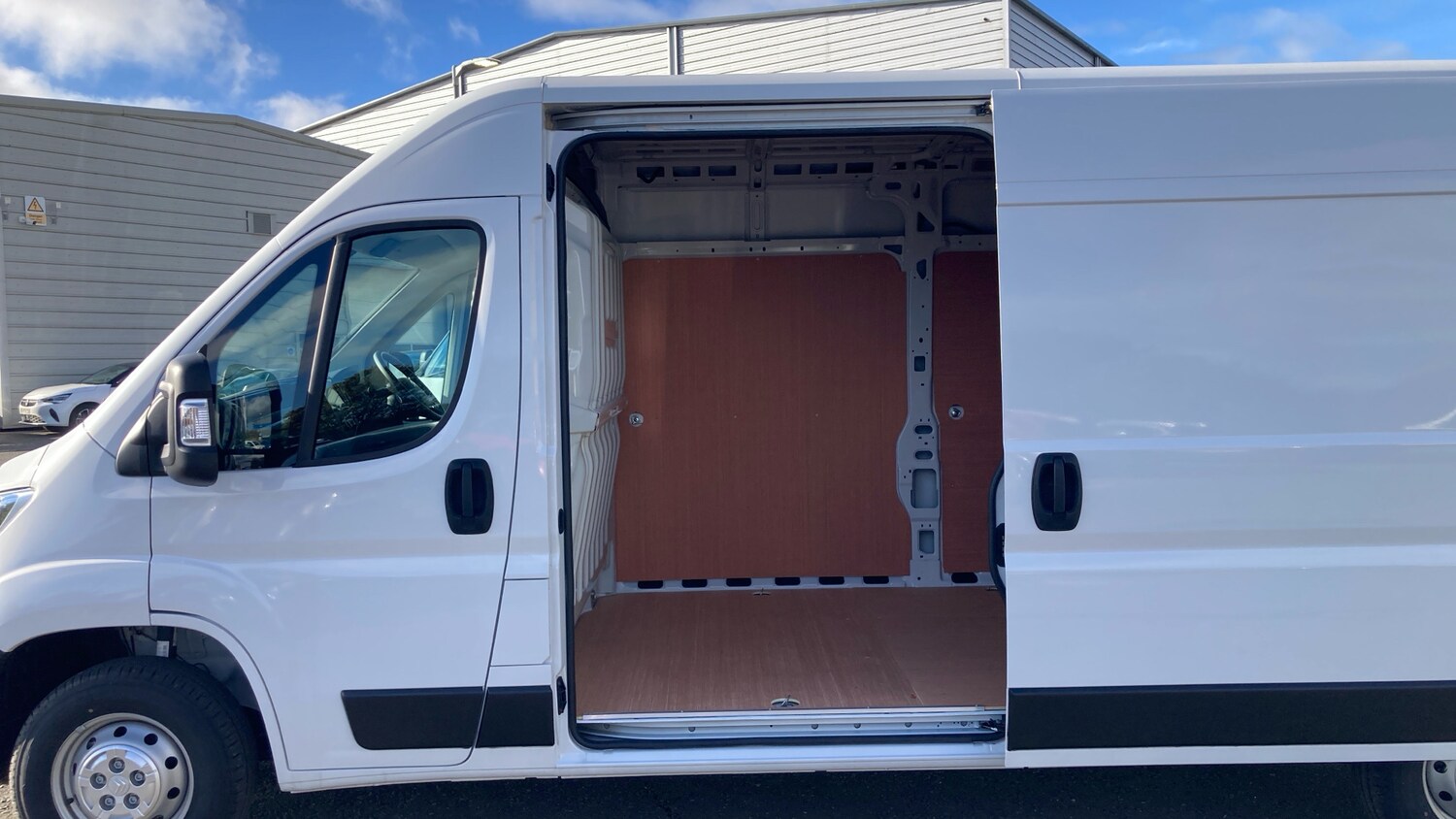 Used Citroen Relay 2023 for sale - 76366883: Photo 5