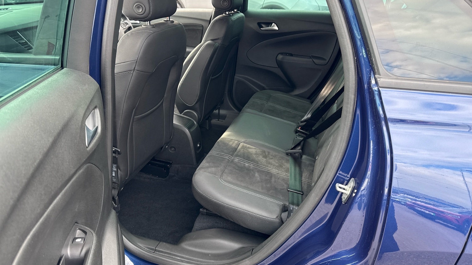 Used Vauxhall Crossland 2023 for sale - 76156533: Photo 16