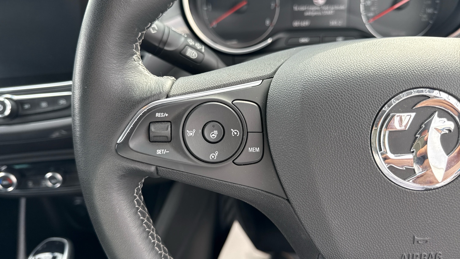 Used Vauxhall Crossland 2023 for sale - 76156533: Photo 28