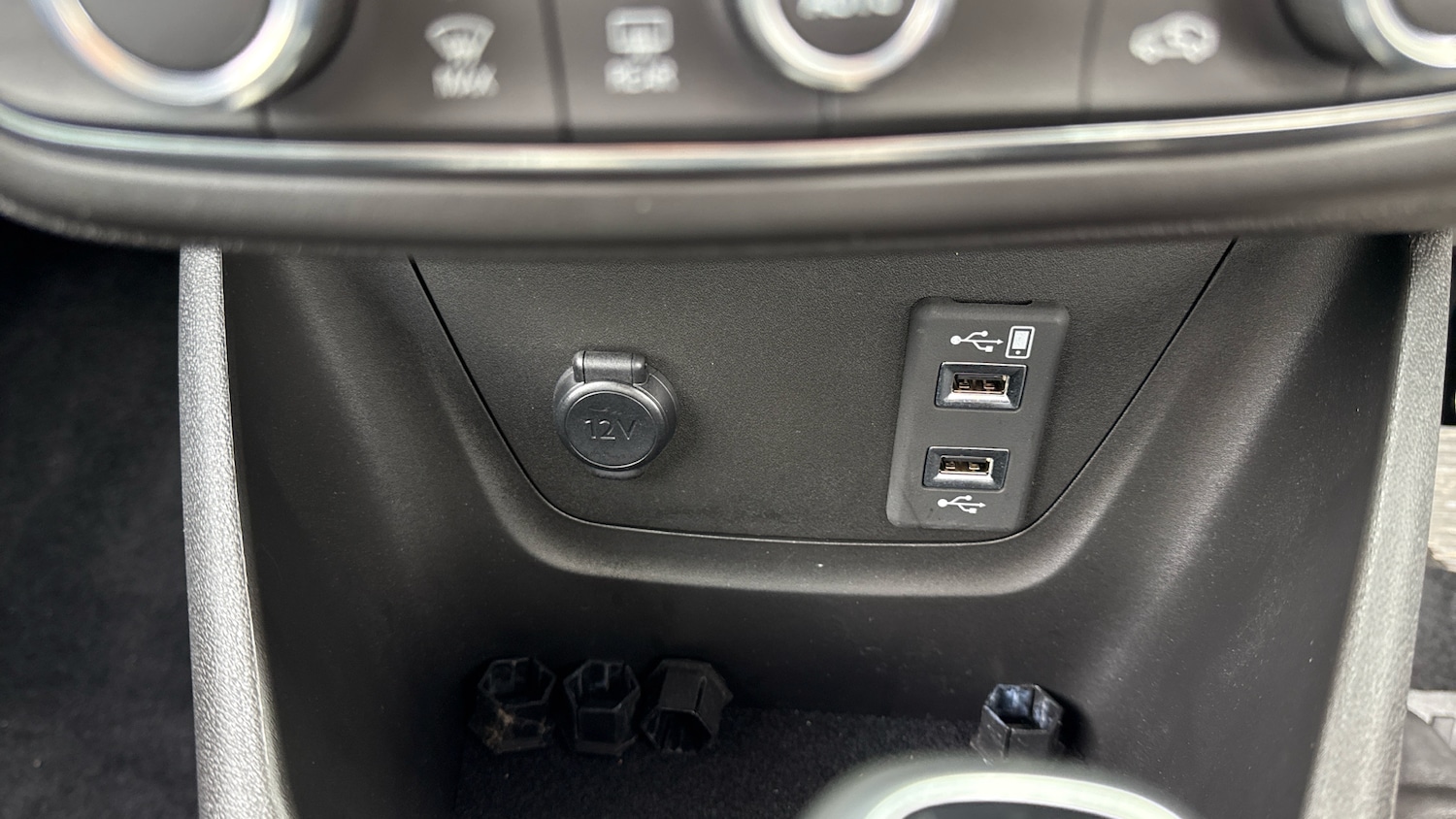 Used Vauxhall Crossland 2023 for sale - 76156533: Photo 29