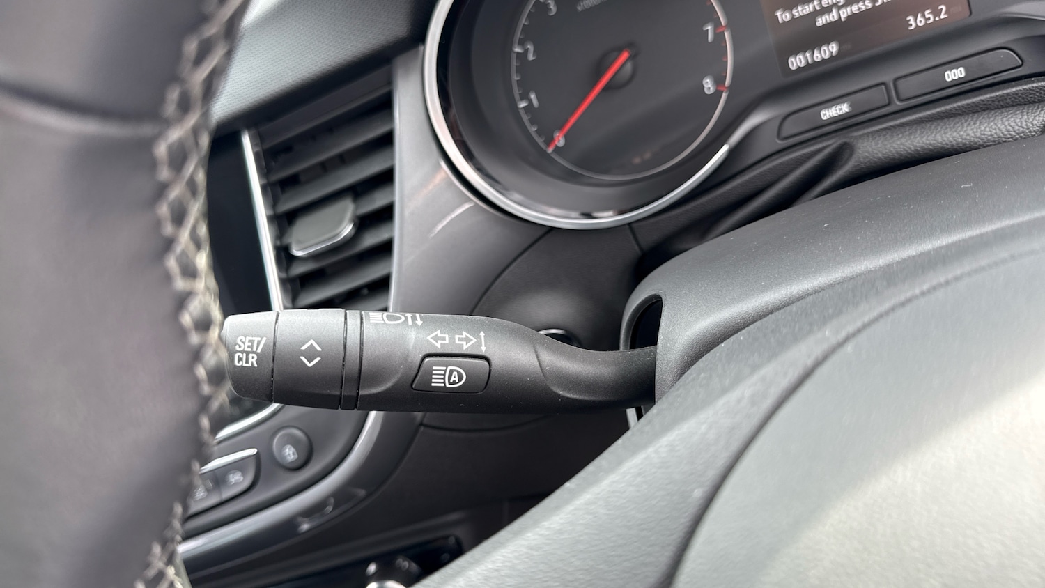 Used Vauxhall Crossland 2023 for sale - 76156533: Photo 31