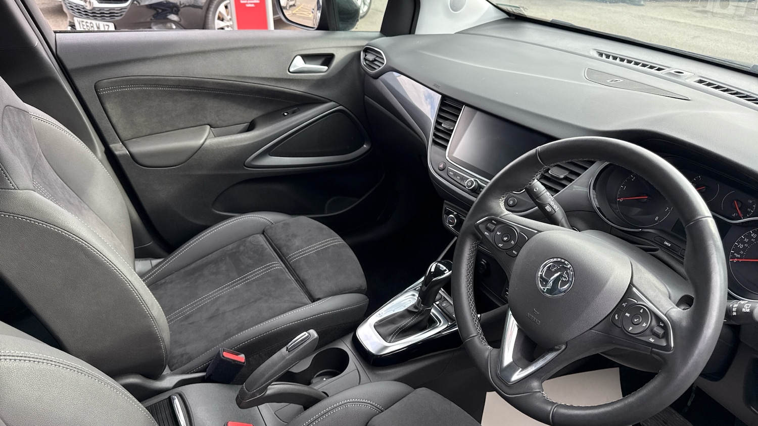 Used Vauxhall Crossland 2023 for sale - 76156533: Photo 9