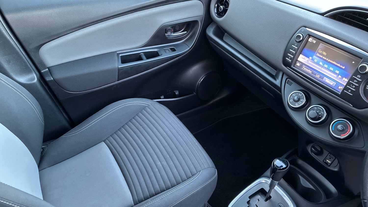 Used Toyota Yaris 2019 for sale - 76894386: Photo 14