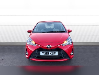 Used Toyota Yaris 2019 for sale - 76894386: Photo