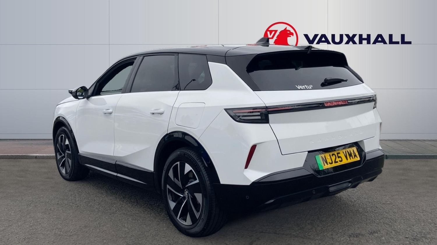 Used Vauxhall Grandland 2025 for sale - 76862231: Photo 2