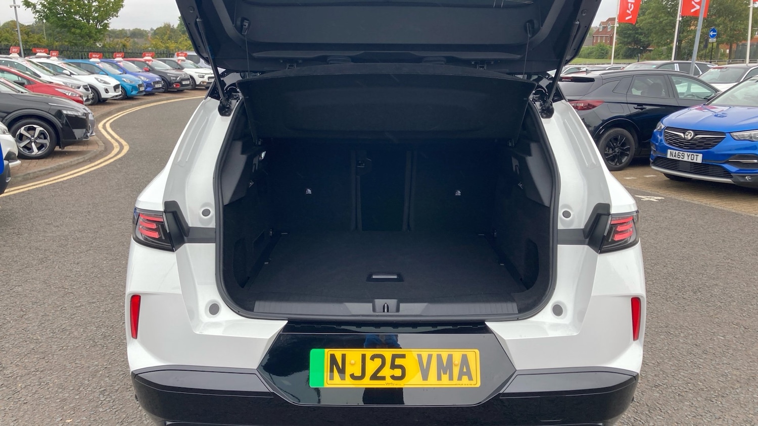 Used Vauxhall Grandland 2025 for sale - 76862231: Photo 4