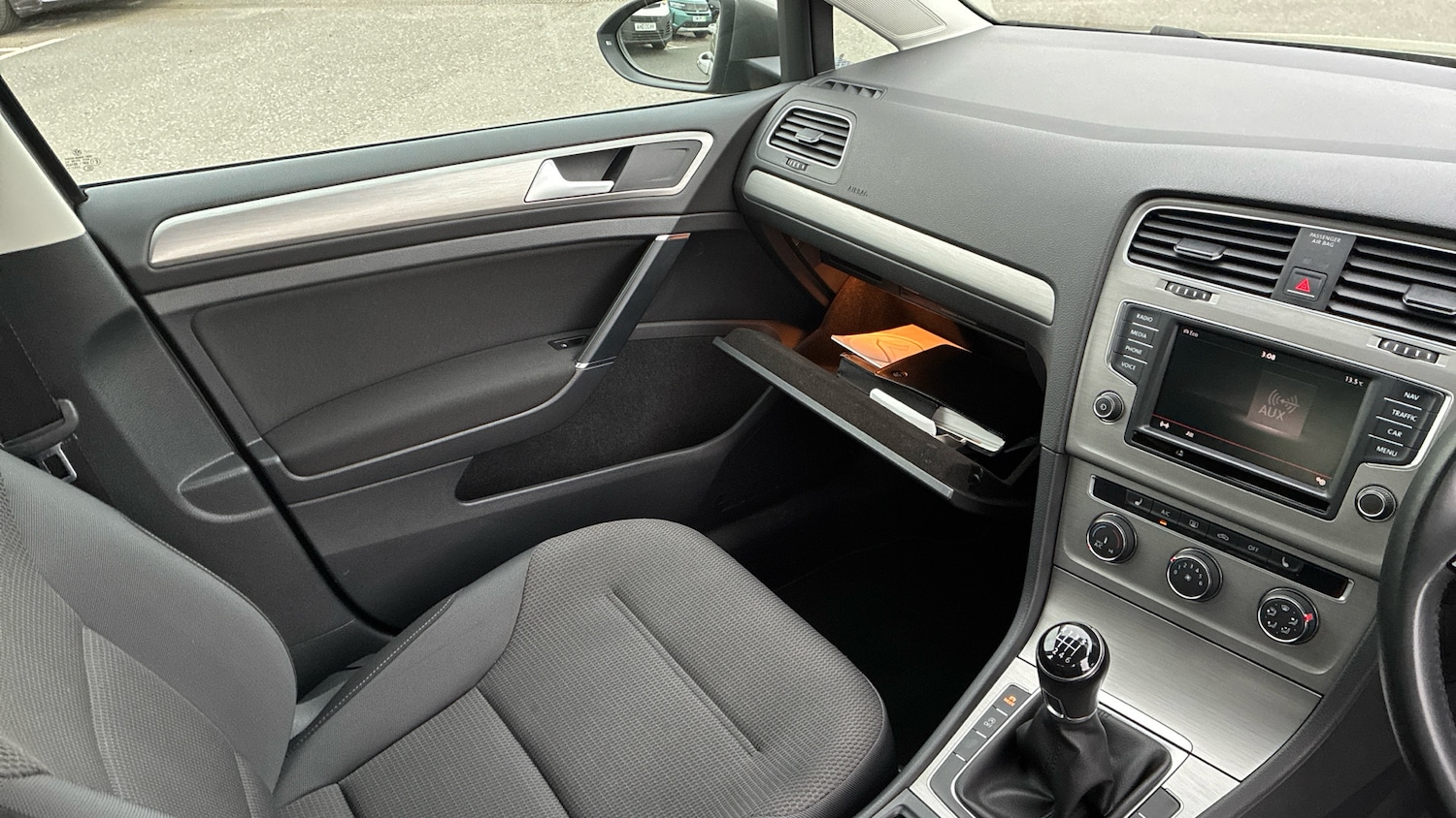 Used Volkswagen Golf 2016 for sale - 77777474: Photo 14