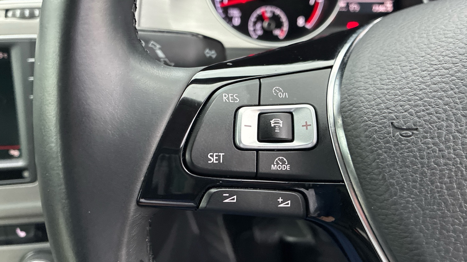 Used Volkswagen Golf 2016 for sale - 77777474: Photo 23