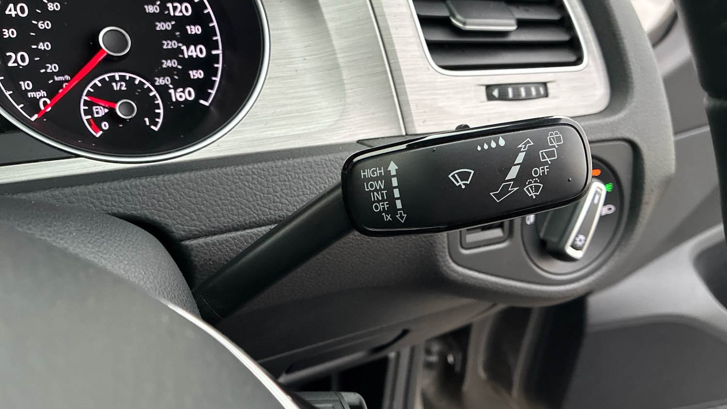 Used Volkswagen Golf 2016 for sale - 77777474: Photo 30