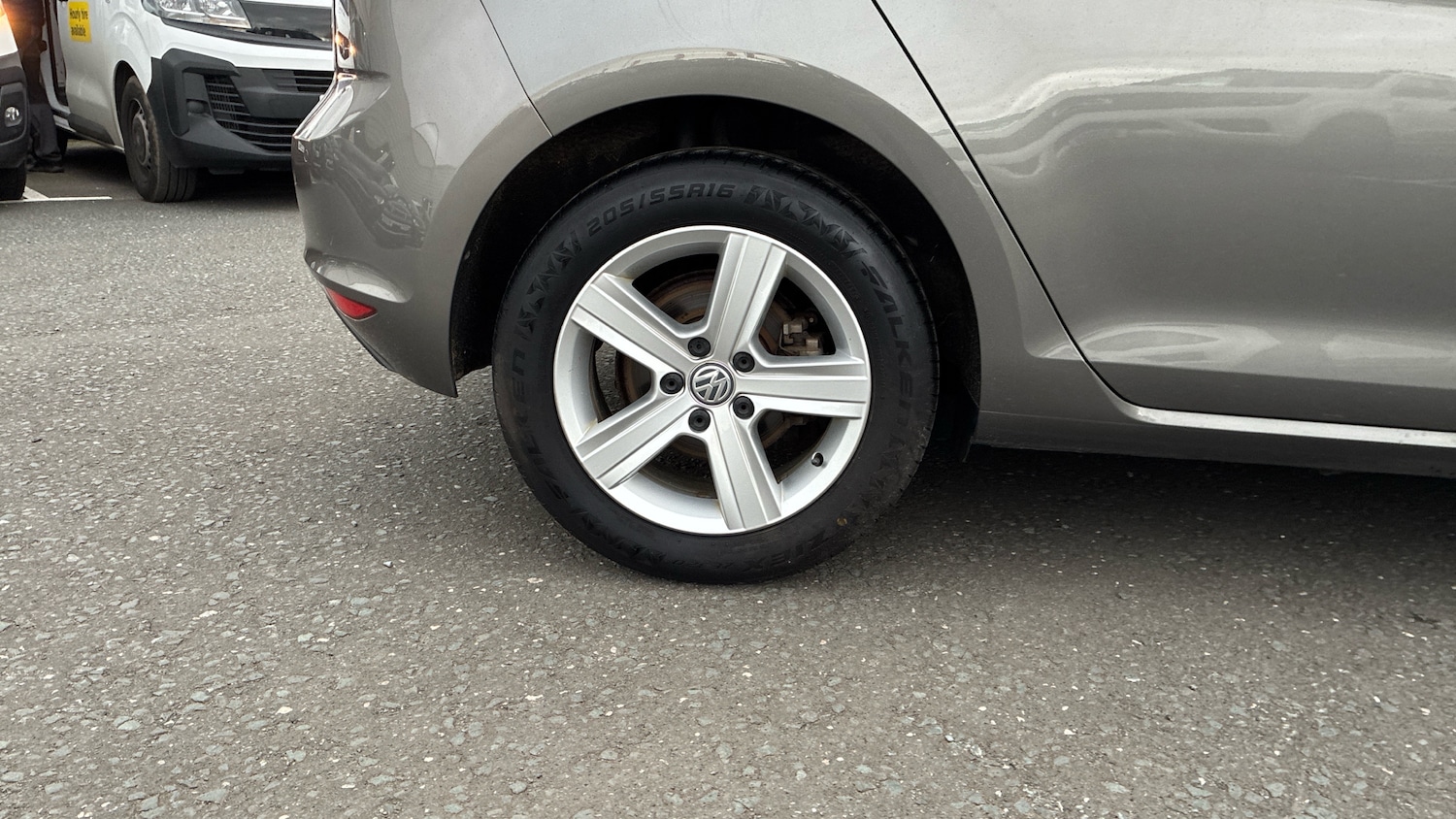 Used Volkswagen Golf 2016 for sale - 77777474: Photo 32