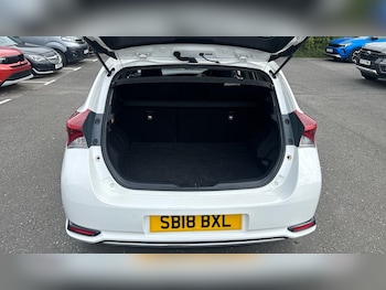 Used Toyota Auris 2018 for sale - 79151536: Photo