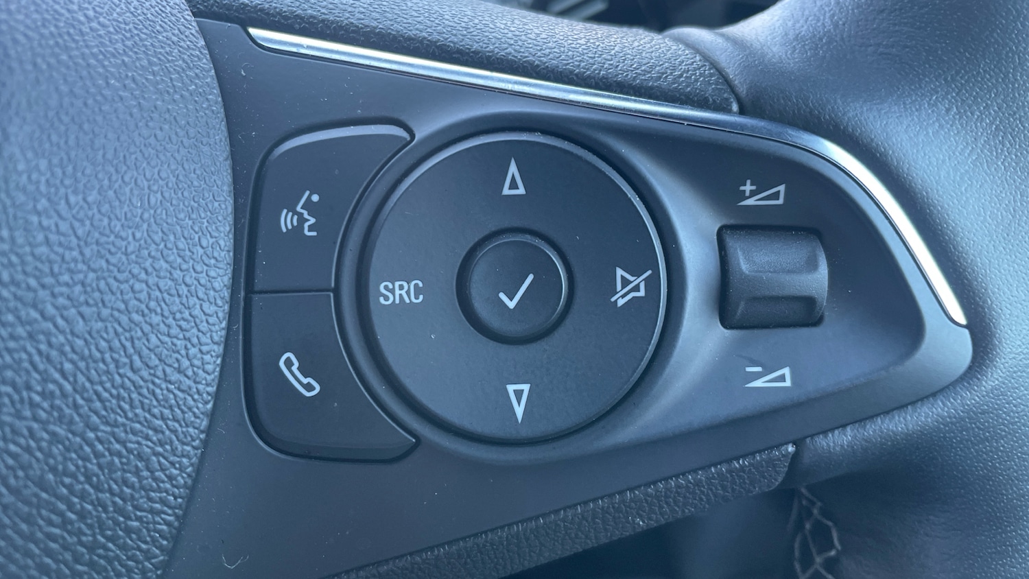 Used Vauxhall Mokka 2023 for sale - 76393411: Photo 29