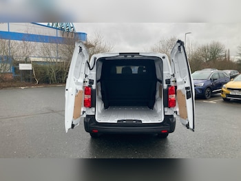 Used Vauxhall Vivaro 2026 for sale - 77465566: Photo