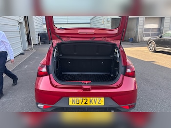 Used Hyundai i20 2022 for sale - 79019015: Photo