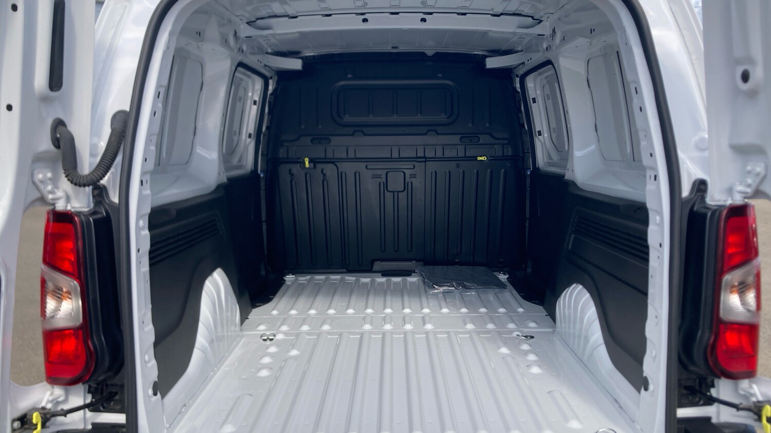 Used Vauxhall Combo 2026 for sale - 78078005: Photo 12