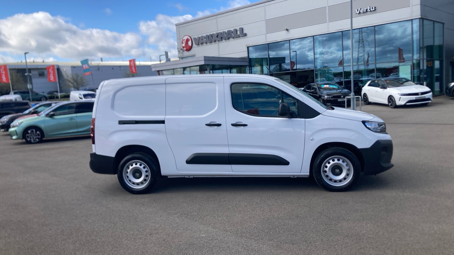 Used Vauxhall Combo 2026 for sale - 78078005: Photo 9