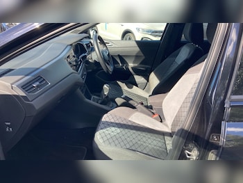 Used Volkswagen Polo 2022 for sale - 76196318: Photo