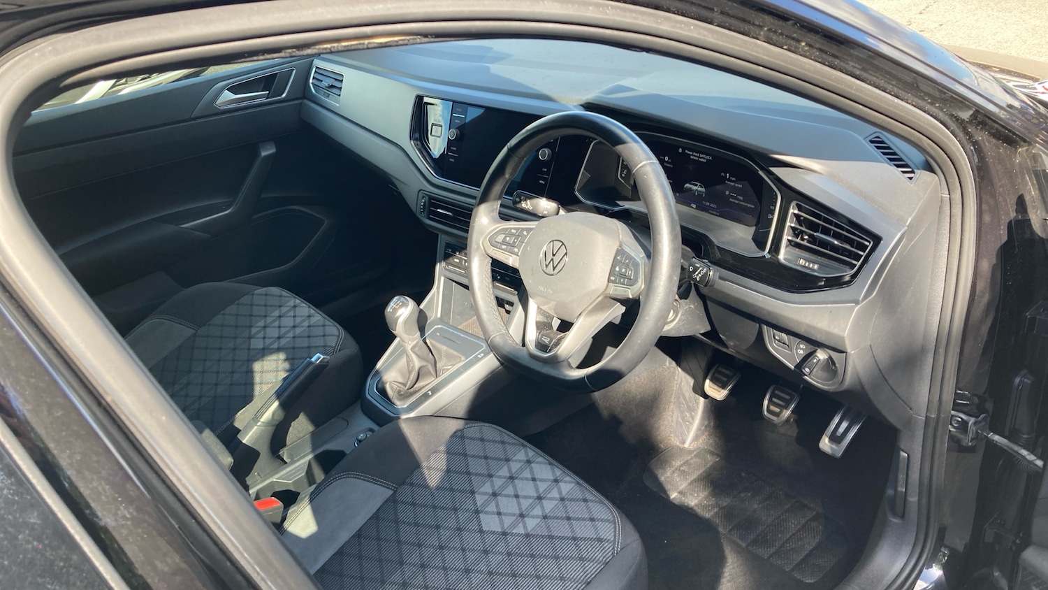 Used Volkswagen Polo 2022 for sale - 76196318: Photo 6