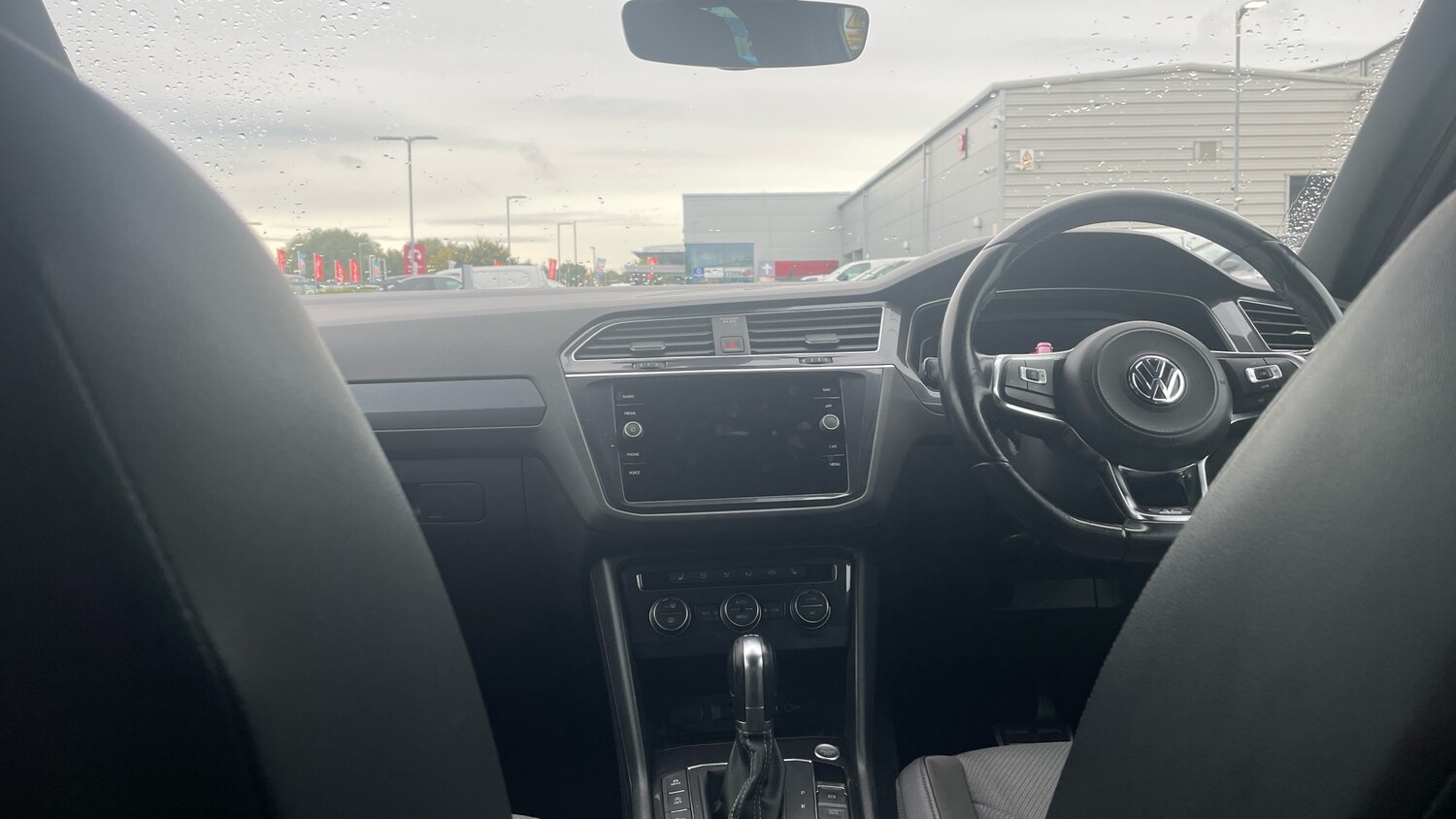 Used Volkswagen Tiguan 2019 for sale - 76249486: Photo 10